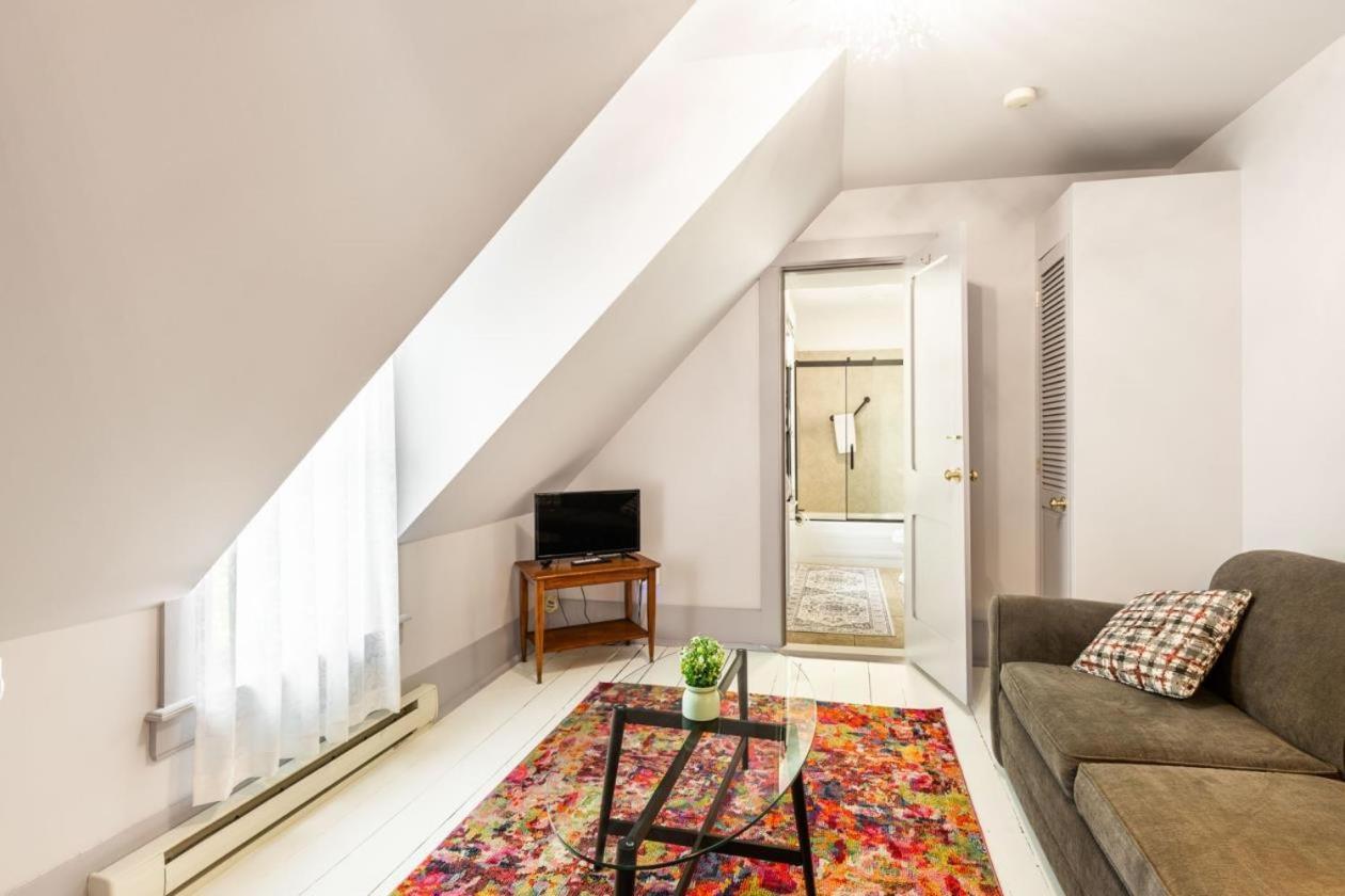 B&B Hillhouse Lac-Brome Zewnętrze zdjęcie