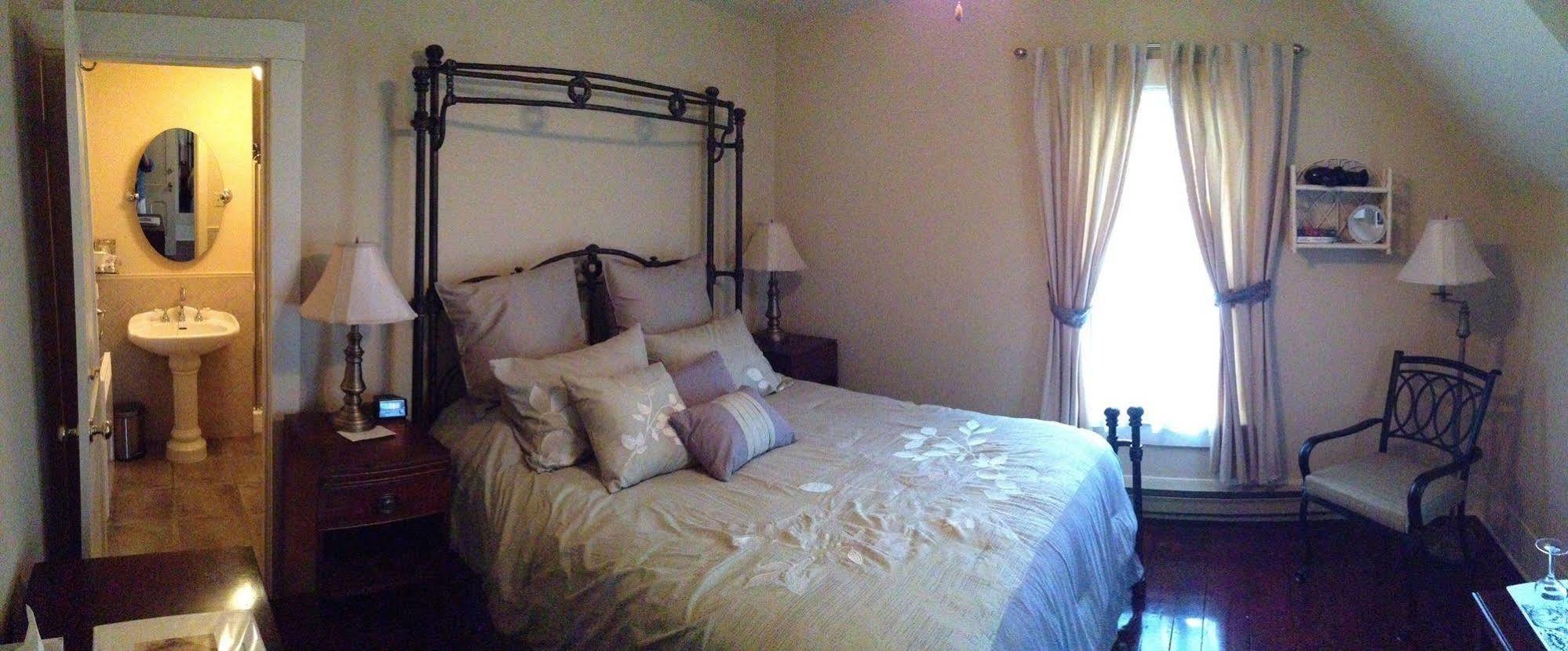B&B Hillhouse Lac-Brome Zewnętrze zdjęcie
