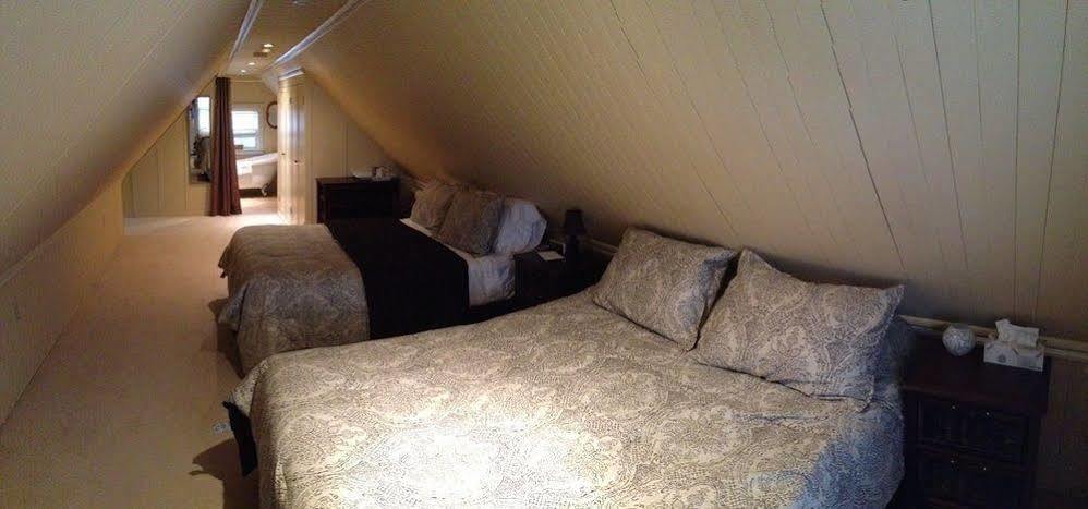 B&B Hillhouse Lac-Brome Zewnętrze zdjęcie